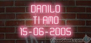 Image created at GlassGiant.com